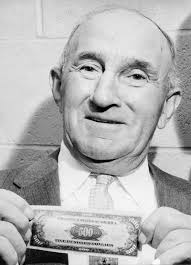 Frank Funk was born this day in 1888. The 1991 National Sprint Car Hall of  Fame inductee was one of the most beloved promoters of the early 20th  century, when many promoters