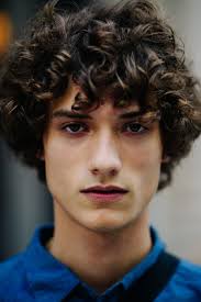 Le 21eme Serge Rigvava Dumas New York City Fashion Fashionblog Fashionblogger Ootd Outfitofthed Brown Hair Men Curly Hair Men Long Curly Hair Men
