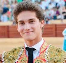 MANOLO VÁZQUEZ: “Quiero disfrutar toreando”