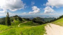 Es bietet direkten zugang zu den skipisten und ist der ausgangspunkt für wanderungen oder radtouren im wald. Gunstige Hotels In Poiana BraÈov Unterkunfte Ab 23 Nacht Kayak