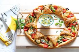 Tarte Couronne A La Courgette Chevre Et Tomates Cerise Recettes Recette Recettes De Cuisine Recette Tomates Cerises