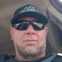 Robert Hirt's Instagram, Twitter & Facebook