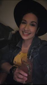 Alyssa Iniguez's Instagram, Twitter & Facebook