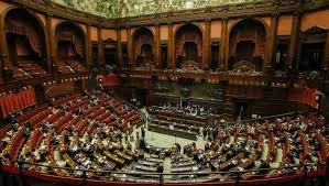 Segui la diretta della camera dei deputati in streaming online, i lavori e le proposte di legge in discussione in parlamento. Camera Le Proposte Di Fico Per Ridurre I Contagi Dei Deputati Voto A Distanza O Alternanza Delle Commissioni La Repubblica