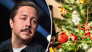 De pratar om att det blivit starka reaktioner efter kinas hot mot sverige, marianne mörck som blir julvärd, senaste från donald trump och om podden som hamnat i blåsväder. David Sundin Favorittippad Som Arets Julvard I Svt Aftonbladet