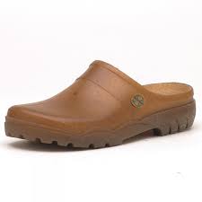 Chaussure de sécurité et vêtement sécurité professionnel sont notre métier depuis 35 ans et en choisir le bon modèle de chaussure de sécurité avec une ergonomie et un design sport utilisable en. Sabot De Jardin Au Chanvre Plasticana