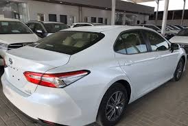 تويوتا كامري 2020 le اسعار ومواصفات جميع الفئات المرسال