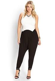 In that case palazzo pants or gaucho pants are probably your best bet. 5 Curvy Outifts For Wedding Guests With Pants Curvyoutfits Com