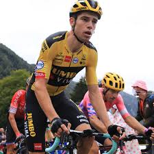 The way van aert, alaphilippe and van der poel have raced has marked an end to the catenaccio style of formulaic team tactics that marked the eras of miguel indurain, lance armstrong, and team sky. Das Unglaubliche Comeback Des Wout Van Aert Radsport News Com