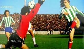 Yellow card shown to e. France 3 Hungary 1 In 1978 In Mar Del Plata Marc Berdoll Scores To Make It 2 0 To France On 38 Minutes In Gr English Football League World Cup Final World Cup