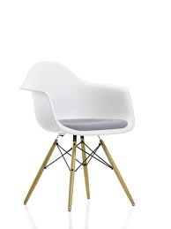 Recently, the eames chair have come to be considered absolute classics of interior design. Eames Daw Chair Seat Upholstered Couch Potato Company