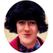 Thea Larsen (@TheaBL)