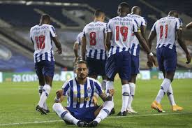 Braga is connected to porto by the urban railway network, which means there are regular and inexpensive train services throughout the day. Video O Resumo Do Fc Porto Sc Braga I Liga Sapo Desporto