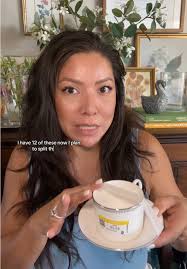 Cecilia Becker Vera Wang