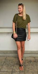 Black Leather Crossbody Bag With Black Leather Mini Skirt Outfits 29 Ideas Outfits Black Leather Mini Skirt Leather Mini Skirts Green Mini Skirt