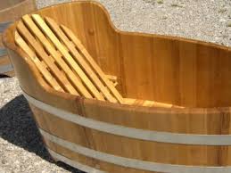 Freistehende holz badewanne holz badewanne holz badewannen. Noderer Holzfasshandel Aiblinger Moorwandl