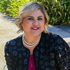 Anabela Pacheco's Instagram, Twitter & Facebook