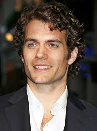He moved to southern california when he was 8. Henry Cavill Curly Hair Men Men S Curly Hairstyles Curly Hair Celebrities