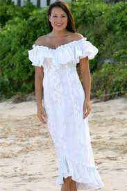 Many brides have had the best day of their life with nothing more than a white beach dress and a bouquet of flowers in their hands. Famousipod Berbagi Informasi Tentang Pertanian Hawaiian Wedding Dress Traditional Hawaiian Wedding Dress Hawaiian Style Wedding Dress