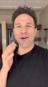 David R. Gordon returns to...