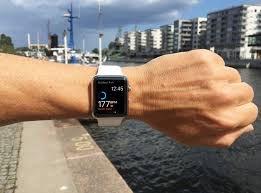 Every apple watch comes loaded with the apple workout app, which is, in classic apple style, very competent at what it does, but may not meet all your needs. Let Apple Watch Crank Up Your Marathon Training Cult Of Mac