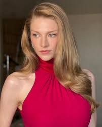 Bill Gates' daughter and Steve Jobs' daughter