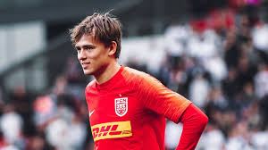 Mikkel damsgaard fm 2021 scouting profile. Mikkel Damsgaard Right To Dream