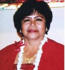 Cecilia Briones's Instagram, Twitter & Facebook