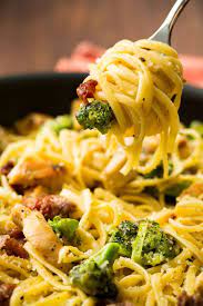 Everyone On Pinterest Is Obsessed With This Linguine Recipe Light Pasta Dishes Chicken Pasta Recipes Linguine Recipes