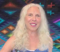 Lily Season 2 Chapter 346 is now up!! Read now at bilibili apps/ website!!  Note: the short purple hair girl should be Gong Ya, because she looks too  similar.. perhaps i'm wrong..