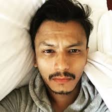 Today i am reacting to kullul hubbi official music video mu'adz dzulkefly, noh salleh, aizat amdan & faizal tahiroriginal video: Lirik Kullul Hubbi Faizal Tahir Noh Salleh Aizat Amdan Mu Adz Dzulkefly