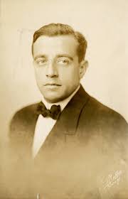 Paul Dickey's Instagram, Twitter & Facebook