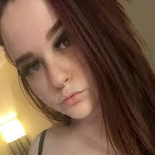 The Golden Globes fr said: Selena Gomez 🤩🤩🤩🤩🤩 Timothee Chalamet  🥰🥰🥰🥰🥰 Kylie Jenner 🙂