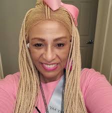 What color should the 2025 family reunion t-shirt be?