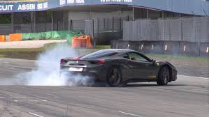 Grand prix drivers' association president alex wurz thinks sebastian vettel is another example of a driver burning out at ferrari. Ferrari 488 Gtb Burnout Great Engine Sounds Youtube