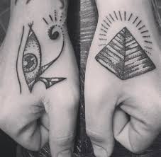 Sep 13, 2020 · the symbol held significant meaning for ancient egyptians. Egyptian Tattoo Meanings Ink Vivo