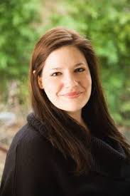 Kari Asher's Instagram, Twitter & Facebook