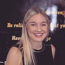 Monika Waidacher (@SwissMoni90)