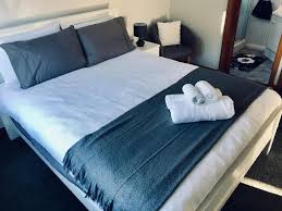 Not that you will really want to leave! Bed And Breakfast Private En Suite Room Very Close To City Wellington New Zealand Booking Com