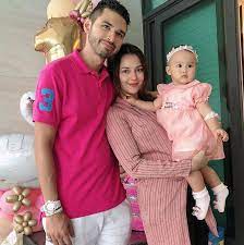 Tengku amir shah ibni sultan sharafuddin idris shah (born 12 december 1990) is the current crown prince of the malaysian state of selangor. Tengku Kamilah Zanariah Josephine Ehsan Shah Permata Hati Cp Juliana Evans Dah Berusia Setahun Nona