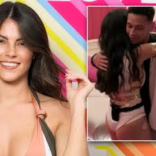 How does the start of love island work? Love Island Fans Try And Work Out What The Patch Is On Newbie Rebecca Gormley S Leg Manchester Evening News