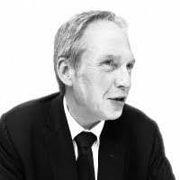 Vicky Bateman's Instagram, Twitter & Facebook