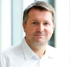 „nu mă aștept la nicio finalitate în acest proces, spre deosebire de acest personaj eu nu am comis abuzuri, în cazul lui trebuie să funcționeze procuratura. Gral Medical Oncofort