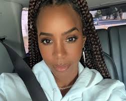 Kelly kelly's fanbase grew exponentially, too. Kelly Rowland Discusses Backlash She Received For Her Comments During Chris Brown S Nice Hair Controversy The Shade Room