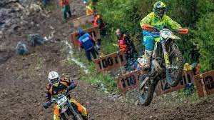 2 Riders 2 Bikes 1 Hill Climb Red Bull Get On Top Youtube