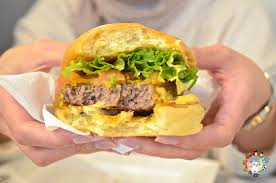 The Burger Joint Bgr افتتاح مطعم برغر جديد بالافنيوز من امريكا Kaifii