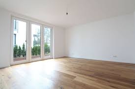 Die wohnung ist im zweiten obergeschoss eines ansprechenden mehrfamilienhauses mit aufzug belegen. Wohnungen Mieten Ahrensburg Hauser Immobilien Kaufen Mieten