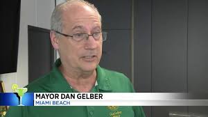 Mayor defends 2 a.m. last call to sell alcohol at SoBe entertainment  district