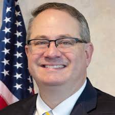 Lucy Trainor (@lltrainor)