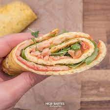 flotte low carb pizzarolle mit frischkase rezept rezepte low carb pizza rolle gesunde ernahrung